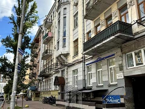 коммерческая по адресу Шота Руставели ул., 23