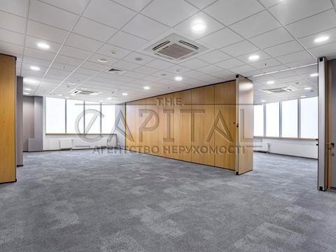 комерційна за адресою Князів Острозьких вул. (Московська), 32