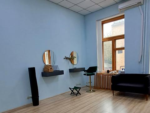 коммерческая по адресу Крещатик ул., 46-А