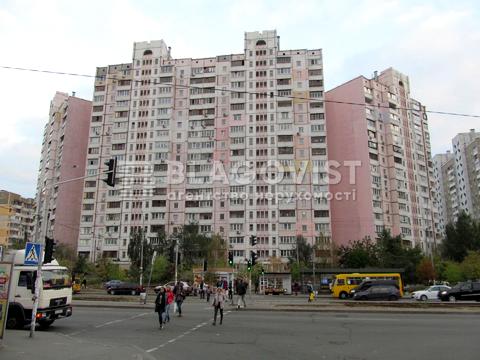 квартира за адресою Анни Ахматової вул., 15
