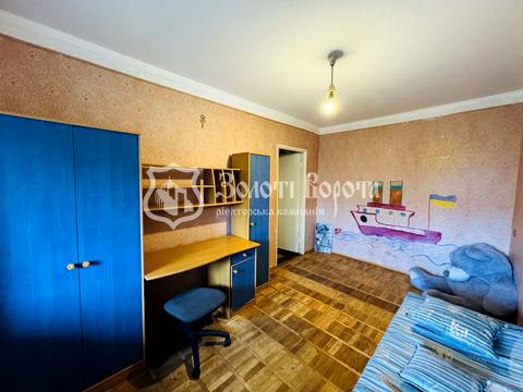 квартира за адресою Володимира Сосюри вул., 4