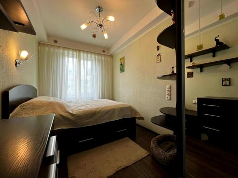 квартира за адресою Марії Приймаченко бульв. (Академіка Ліхачова), 8