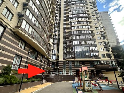 коммерческая по адресу Василия Тютюнника ул. (Анрі Барбюса), 37/1