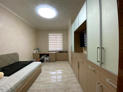 квартира за адресою Крутогірний узвіз (Рогальова), 28