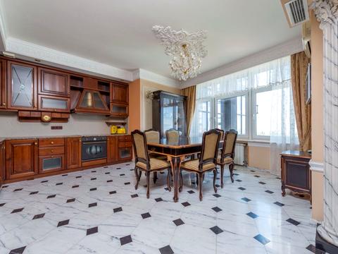 квартира по адресу Леси Украинки бульв., 23