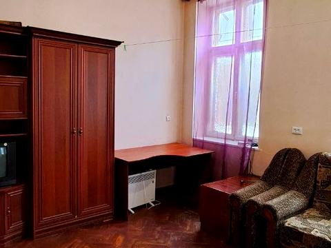 квартира за адресою Під Дубом вул. (Космонавтів), 14