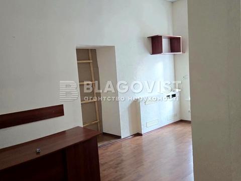 комерційна за адресою Івана Мазепи вул. (Січневого Повстання), 10