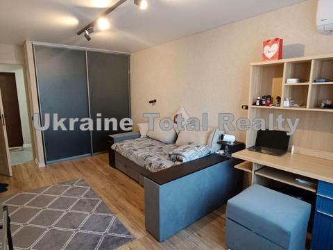 квартира по адресу Гонгадзе Георгия просп. (Советской Украины), 1/102