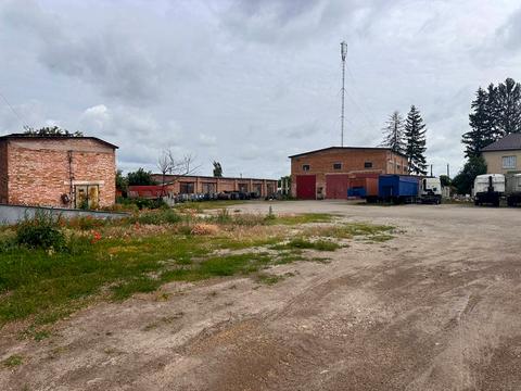 комерційна за адресою Зарічна вул., 2