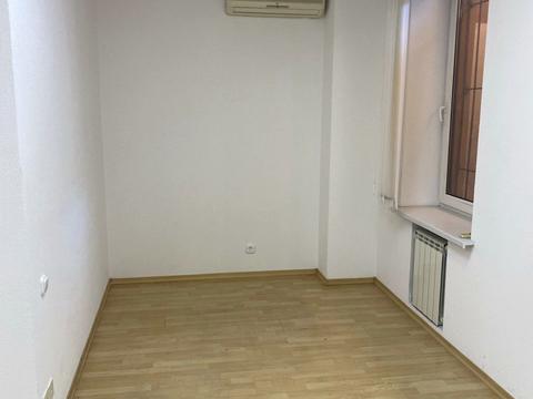 коммерческая по адресу Академика Чекмарёва ул., 2