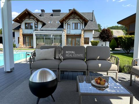 будинок за адресою Ватутіна пров.