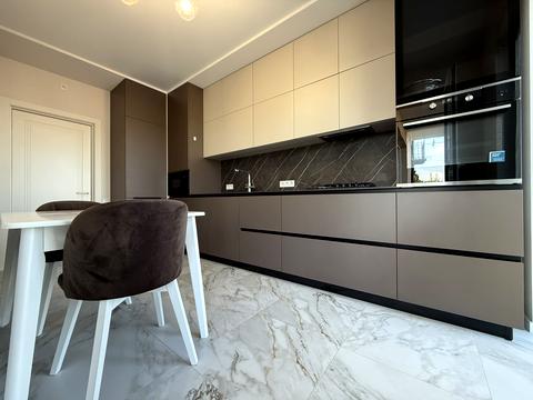 квартира за адресою Мирона Тарнавського вул. (Кутузова), 48