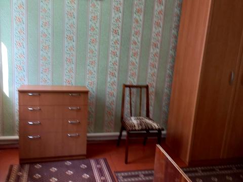 будинок за адресою Леоніда Каденюка вул. (Космонавта Комарова)