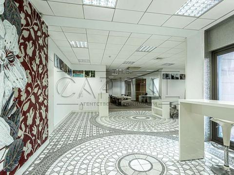 комерційна за адресою Саперно-Слобідська вул., 22