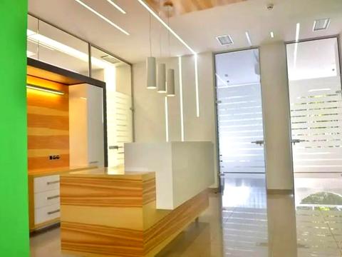 комерційна за адресою Кловський узвіз, 7a