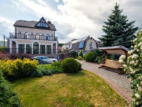 будинок за адресою Озерна, 2