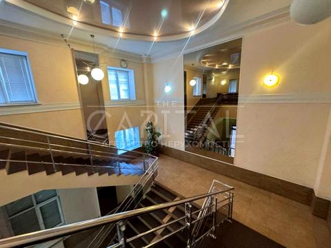 комерційна за адресою Хорива пров., 37