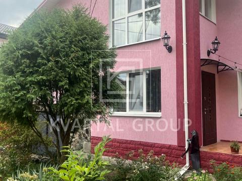 дом по адресу Українська ул., 12