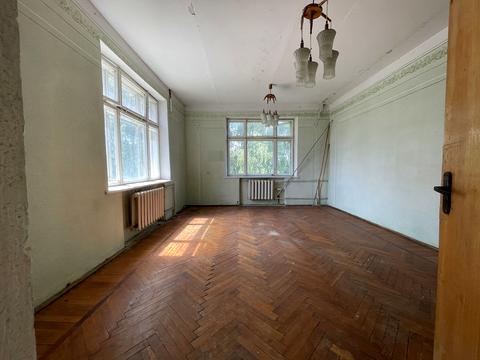 комерційна за адресою вул. Центральна, 303