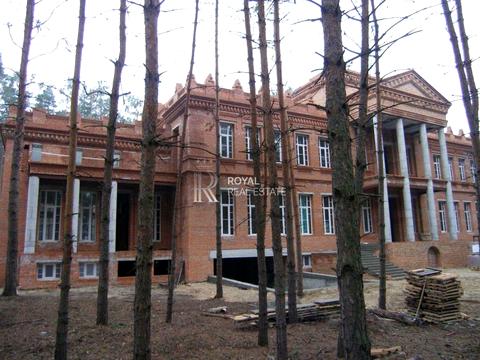дом по адресу Плютовская ул.