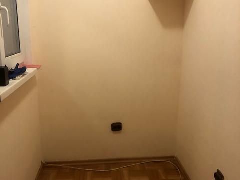 комерційна за адресою Почайнинська вул., 57/59