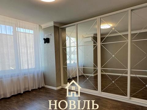 будинок за адресою Патона, 2б