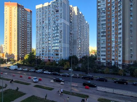 квартира по адресу Драгоманова ул., 2