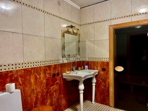 будинок за адресою 129-та Садова вул., 126