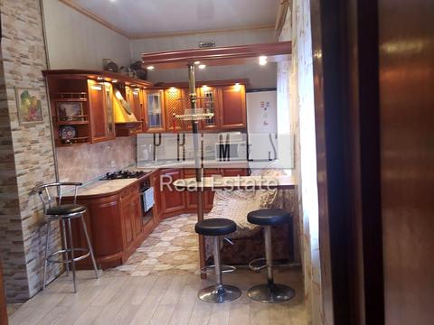 будинок за адресою Новокостянтинівська вул.
