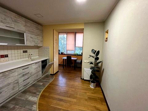квартира за адресою Святошинська вул., 27Г-1