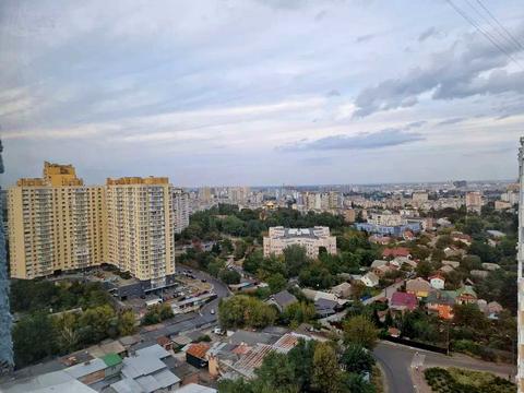 квартира за адресою Сергія Данченка вул., 32