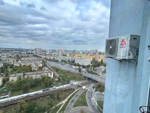 коммерческая по адресу Соборности просп. (Воззʼєднання), 30