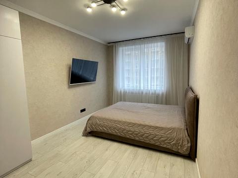 квартира по адресу Молодіжна ул., 4