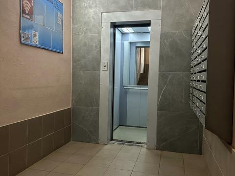 квартира за адресою Героїв Оборони Одеси вул. (Героїв Сталінграду), 86