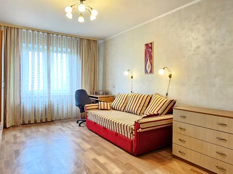 квартира за адресою Милославська вул., 32/51а