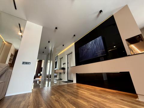 квартира за адресою Салютна вул., 2к22