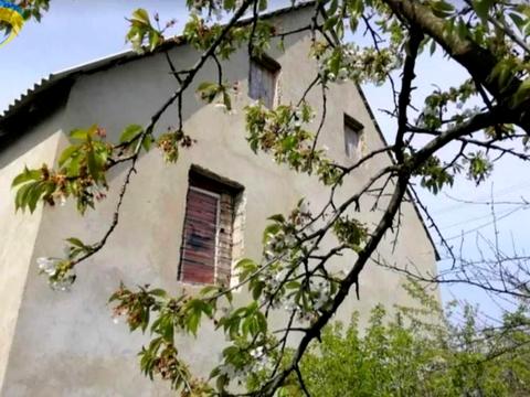 дом по адресу п. Светлое, Цветочная