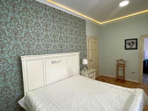квартира за адресою Кирила і Мефодія вул., 7
