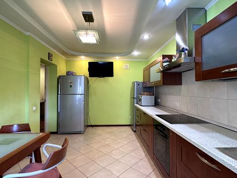 квартира по адресу Святошинская пл., 1