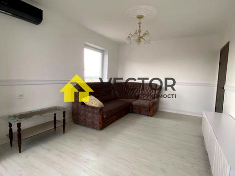 квартира за адресою Сергія Параджанова вул., 5