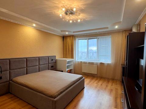квартира по адресу Героев Днепра ул., 23