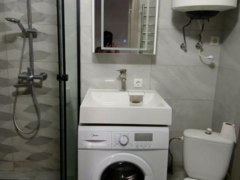квартира за адресою Академіка Корольова вул., 102