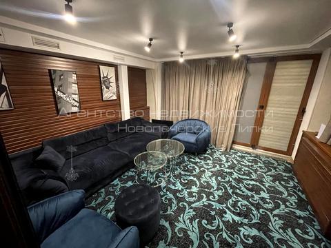 комерційна за адресою Панаса Мирного вул., 8