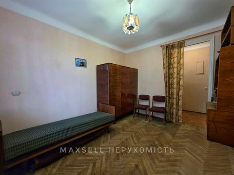 квартира за адресою Волонтерська вул. (Малиновського), 10