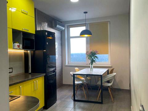 квартира за адресою Володимира Наумовича вул. (Антонова-Овсієнка), 6