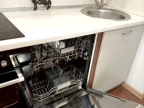 квартира за адресою Дмитра Яворницького просп. (Карла Маркса), 5