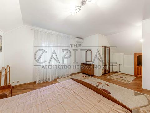 будинок за адресою Козин