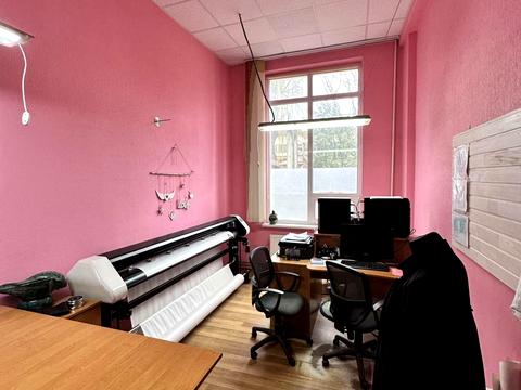 комерційна за адресою Чорновола В'ячеслава, 88