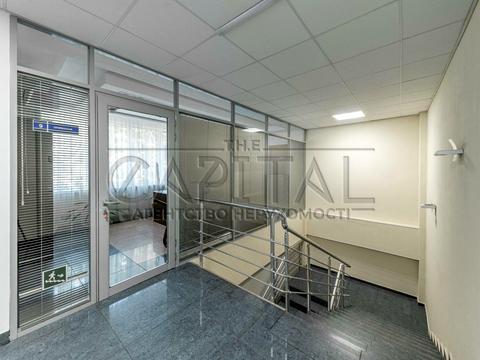 комерційна за адресою Болсуновська вул. (Сергія Струтинського), 8