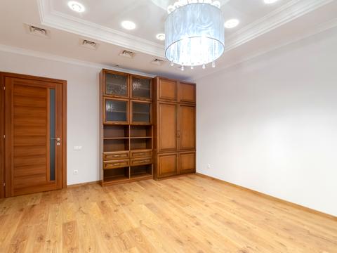 квартира по адресу Андрея Верхогляда ул. (Михайла Драгомирова), 3